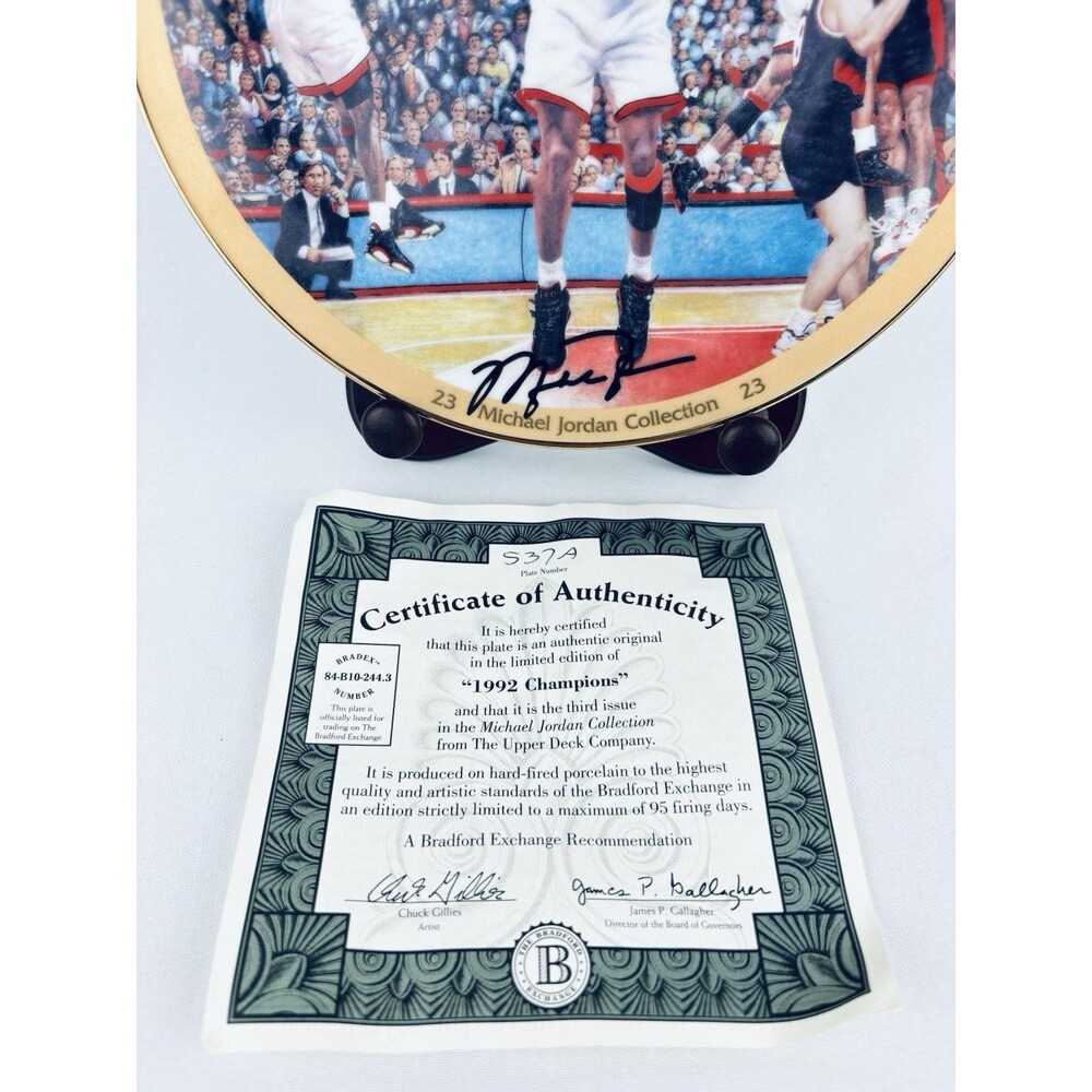 Michael Jordan 1992 Champions Collectors Plate Upper Deck Card Bradford Exchange - Picture 3 of 8